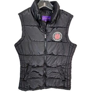 Madden Girl Vest Black Puffer Sleeveless Full Zip Jr M/M Patch Logo Preppy Goth‎